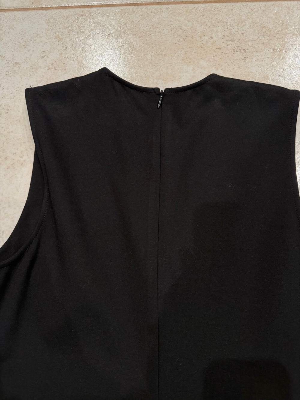 Lulu's Black Sleeveless V-Neck Mini Sheath Dress NWT Size Large - Picture 7 of 8